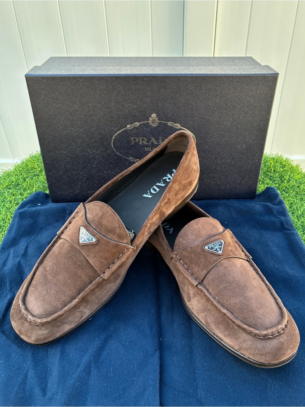 PRADA BROWN CALF SUEDE LOAFERS METAL TRIANGLE LOGO MEN’S SZ UK 9.5 / US 10.5 NEW - Picture 2 of 16